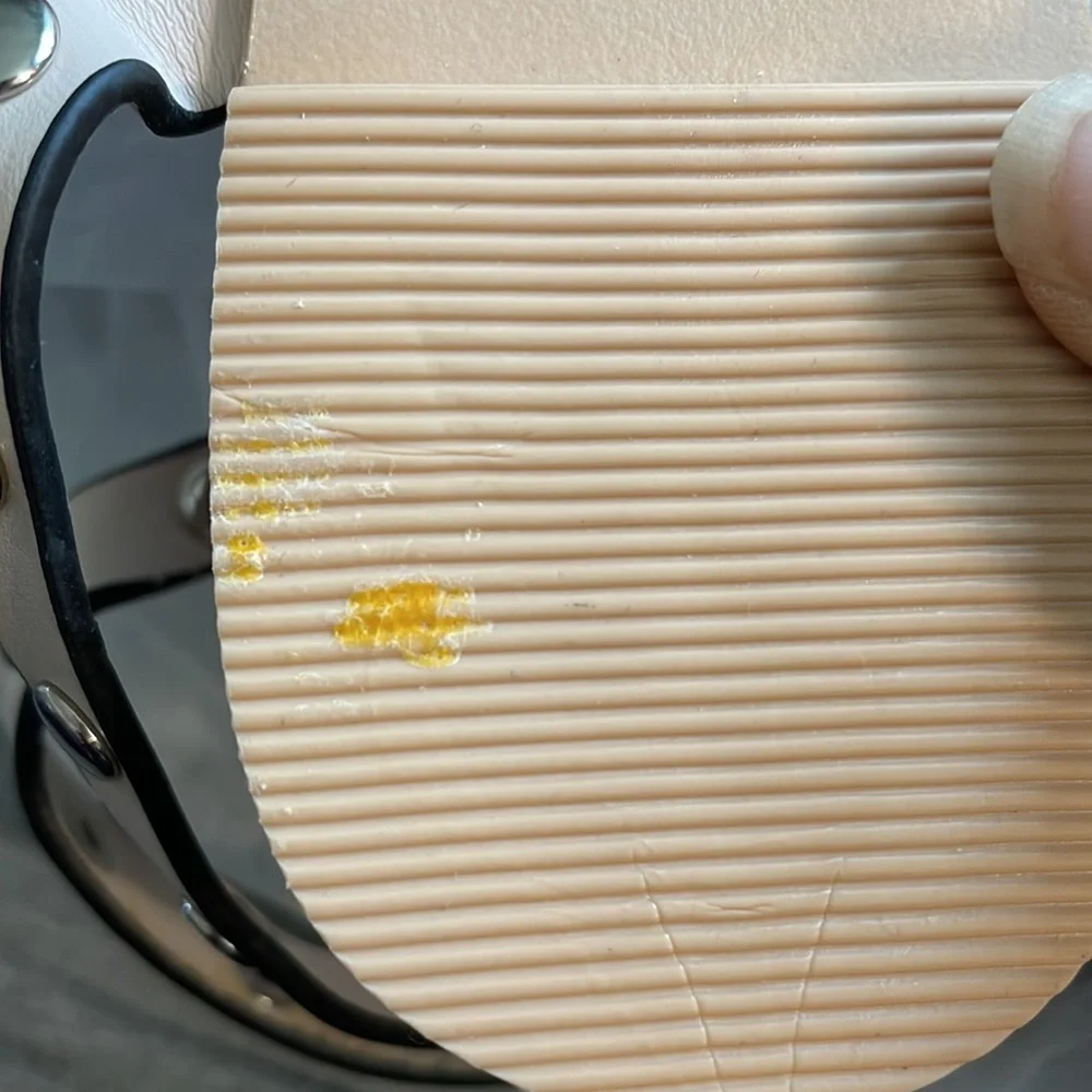 New Sandals - Picture 5 of 6
